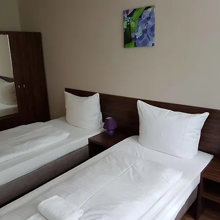 Hotel Pension Eberty-2